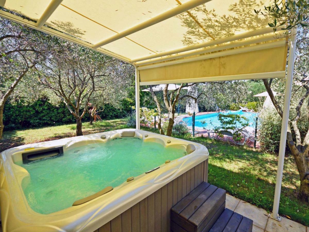 Villa Yellow House By Interhome Diklo Kültér fotó